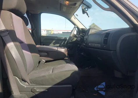 2013 Chevrolet Silverado 1500 Lt z USA, uszkodzony, nr VIN 1GCRCSE06DZ319553